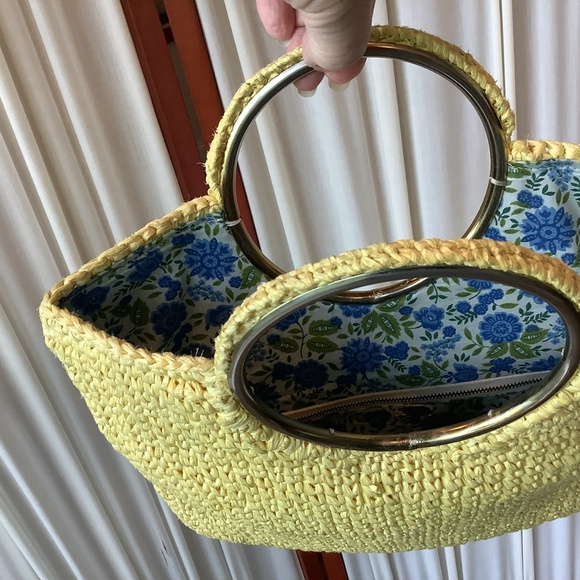 Vintage Yellow Straw Woven Handbag Purse Round Metal Handles - Picture 6 of 9